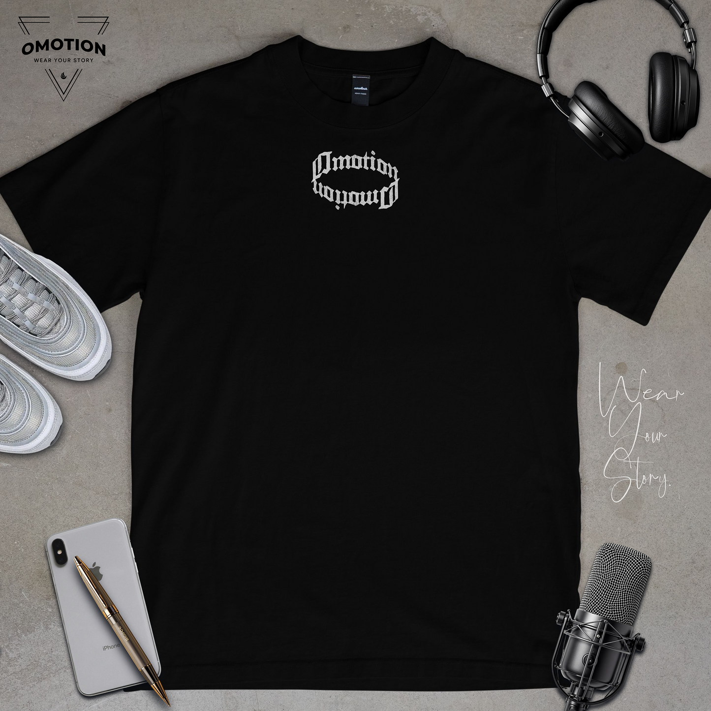 B L A N K E T T- Shirt